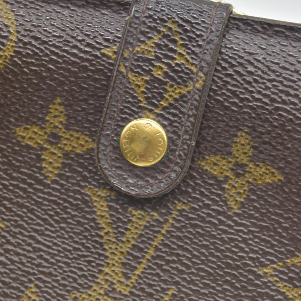 $750 2003 Louis Vuitton Kisslock French Wallet MI0013