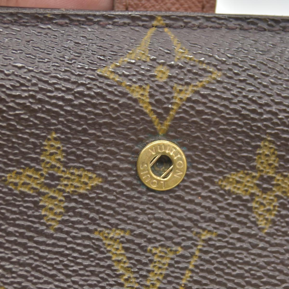 $750 2003 Louis Vuitton Kisslock French Wallet MI0013