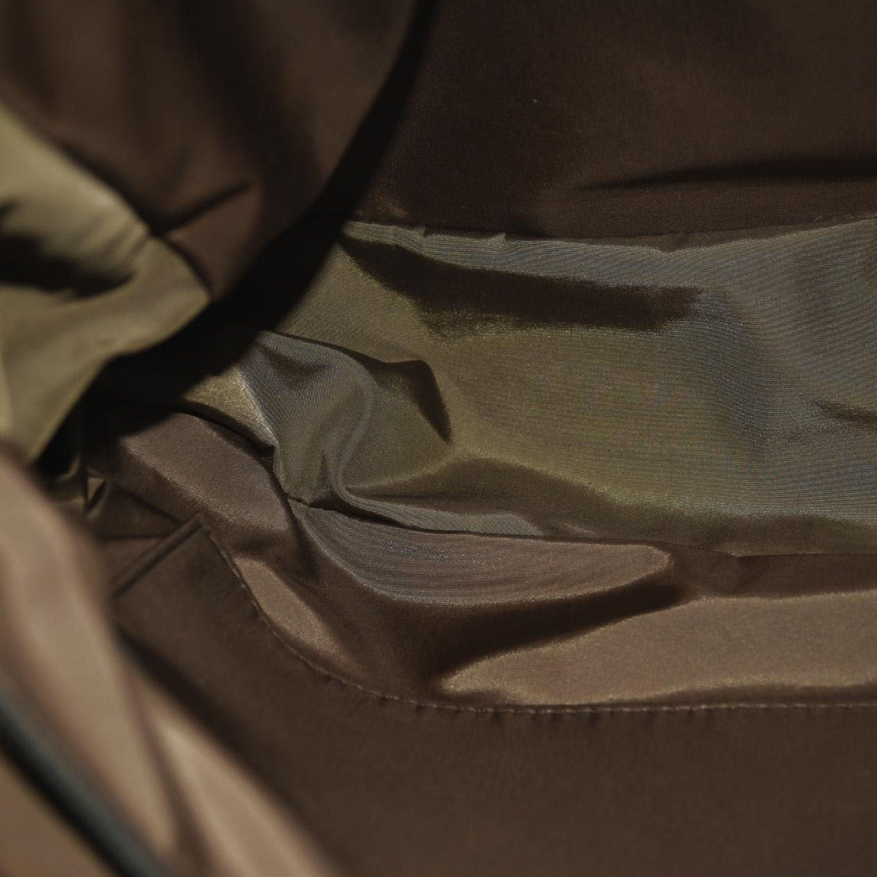 LOUIS VUITTON  Damier Geant Petit Messenger Bag Black  VI4098