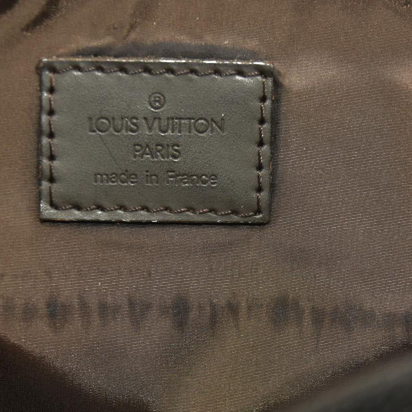 LOUIS VUITTON  Damier Geant Petit Messenger Bag Black  VI4098