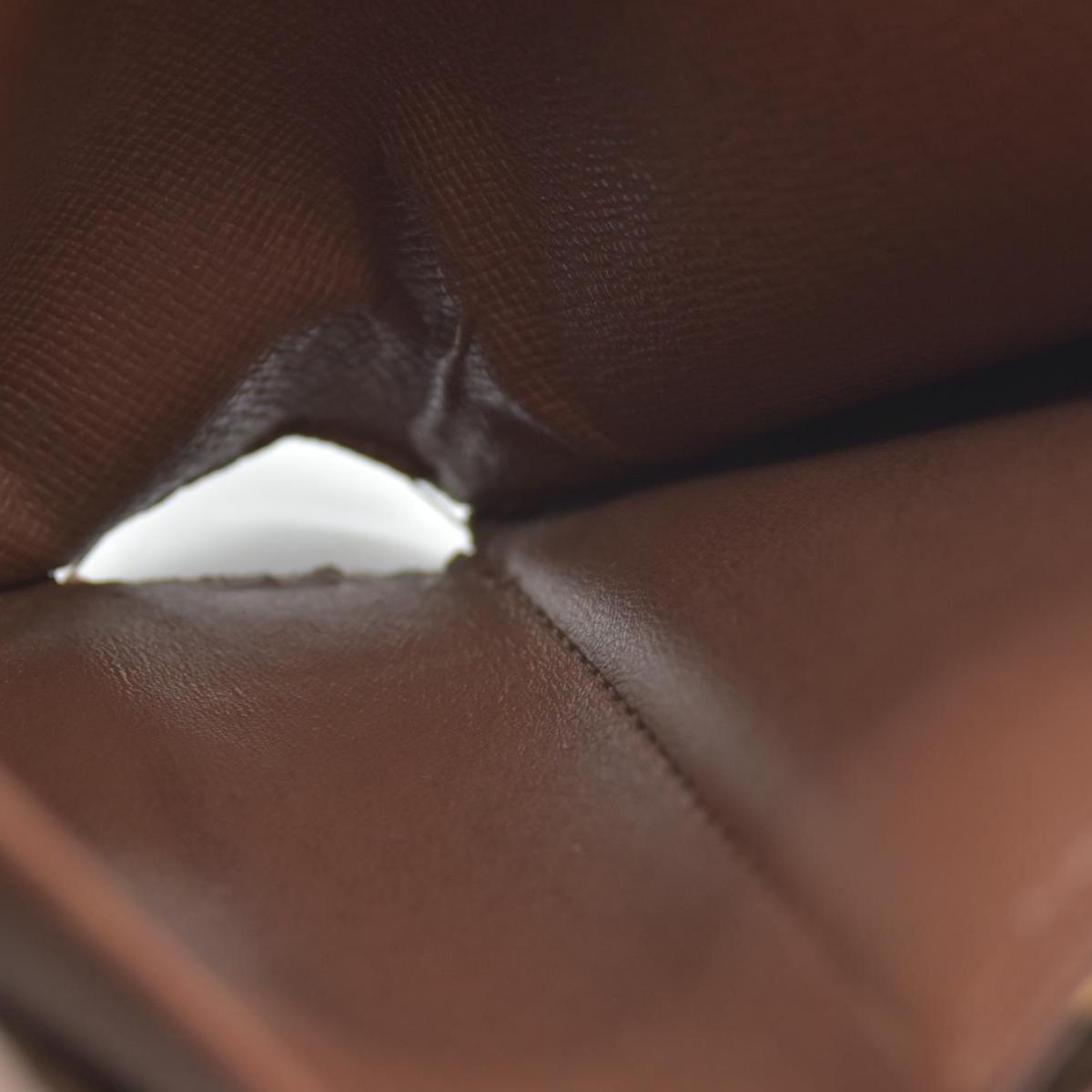$750 2003 Louis Vuitton Kisslock French Wallet MI0013