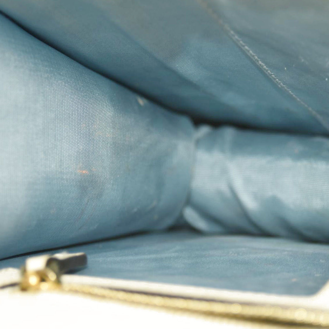 Gucci  Calfskin Small Sylvie Shoulder Bag Off White