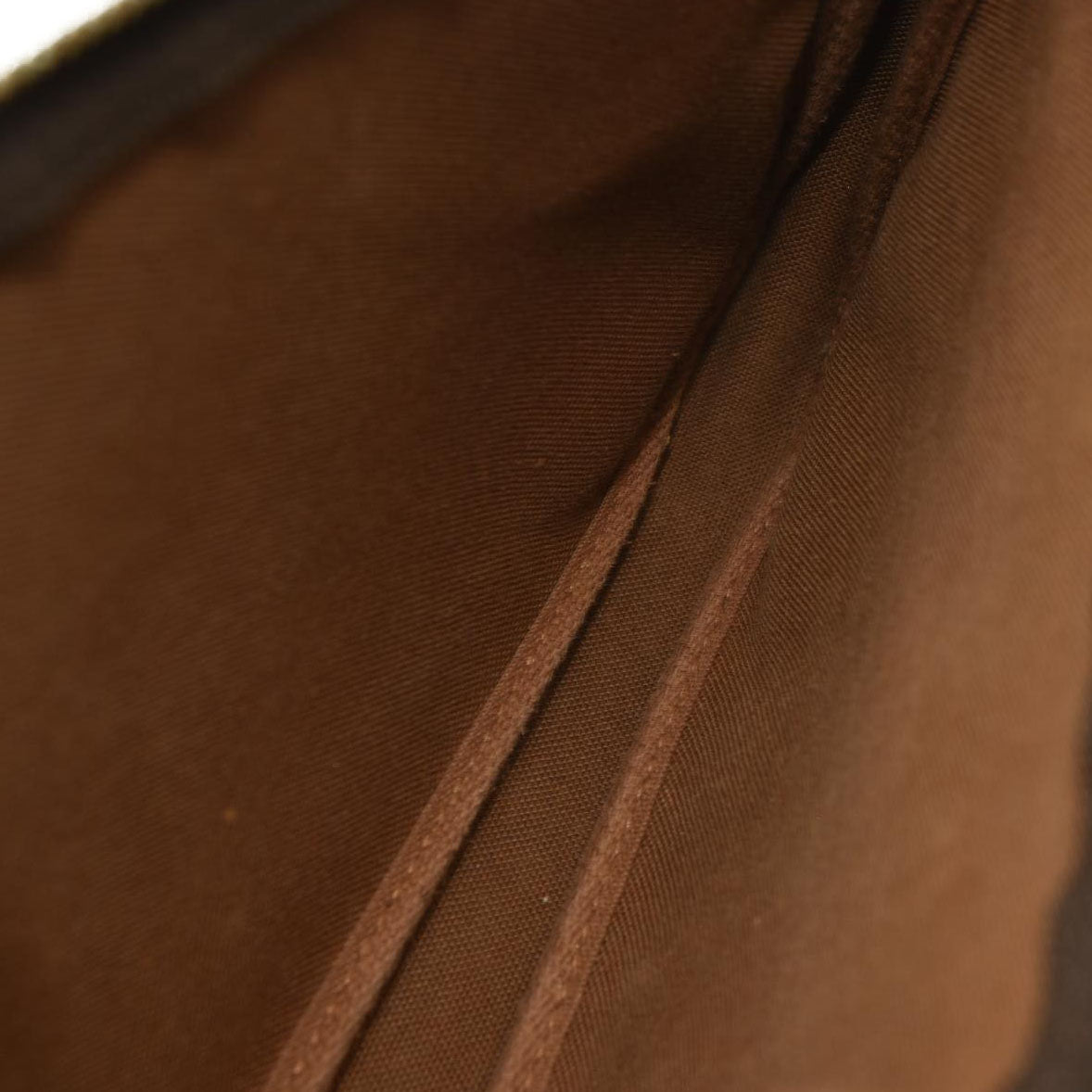 LOUIS VUITTON Monogram Pochette Accessories VI1909