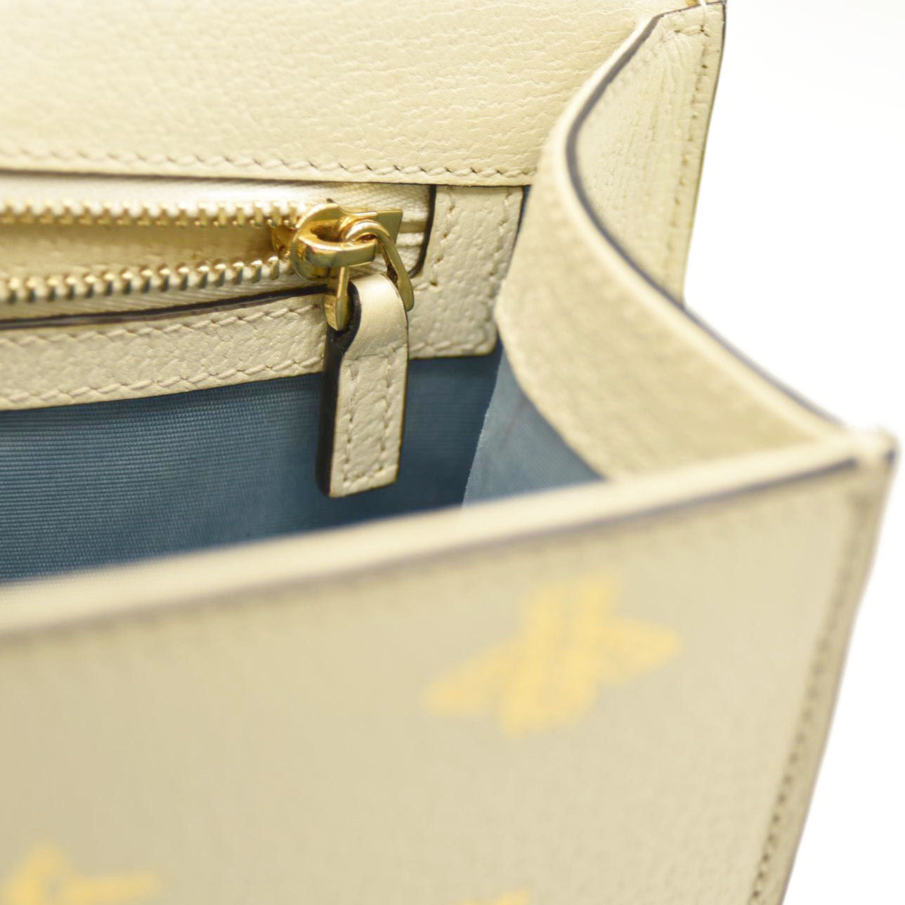 Gucci  Calfskin Small Sylvie Shoulder Bag Off White