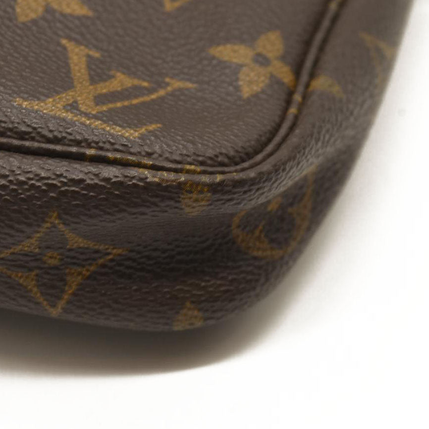 LOUIS VUITTON Monogram Pochette Accessories AR0929