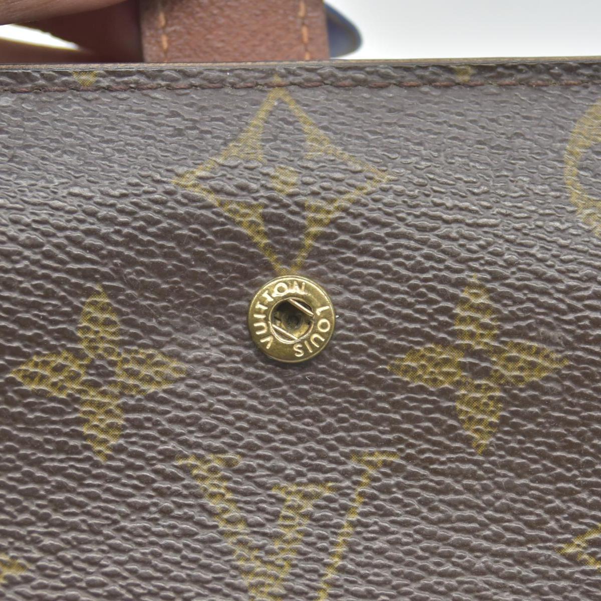 $750 2003 Louis Vuitton Kisslock French Wallet MI0013