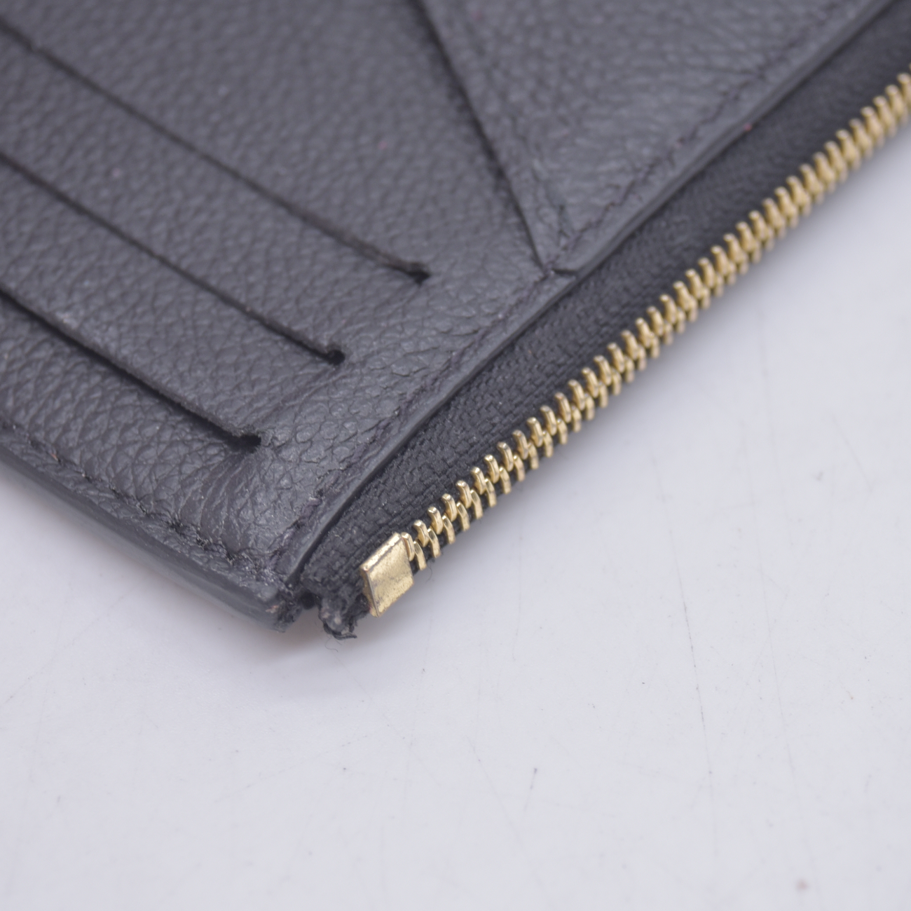 $590 RFID Louis Vuitton Monogram Empreinte Romy Leather Card Holder