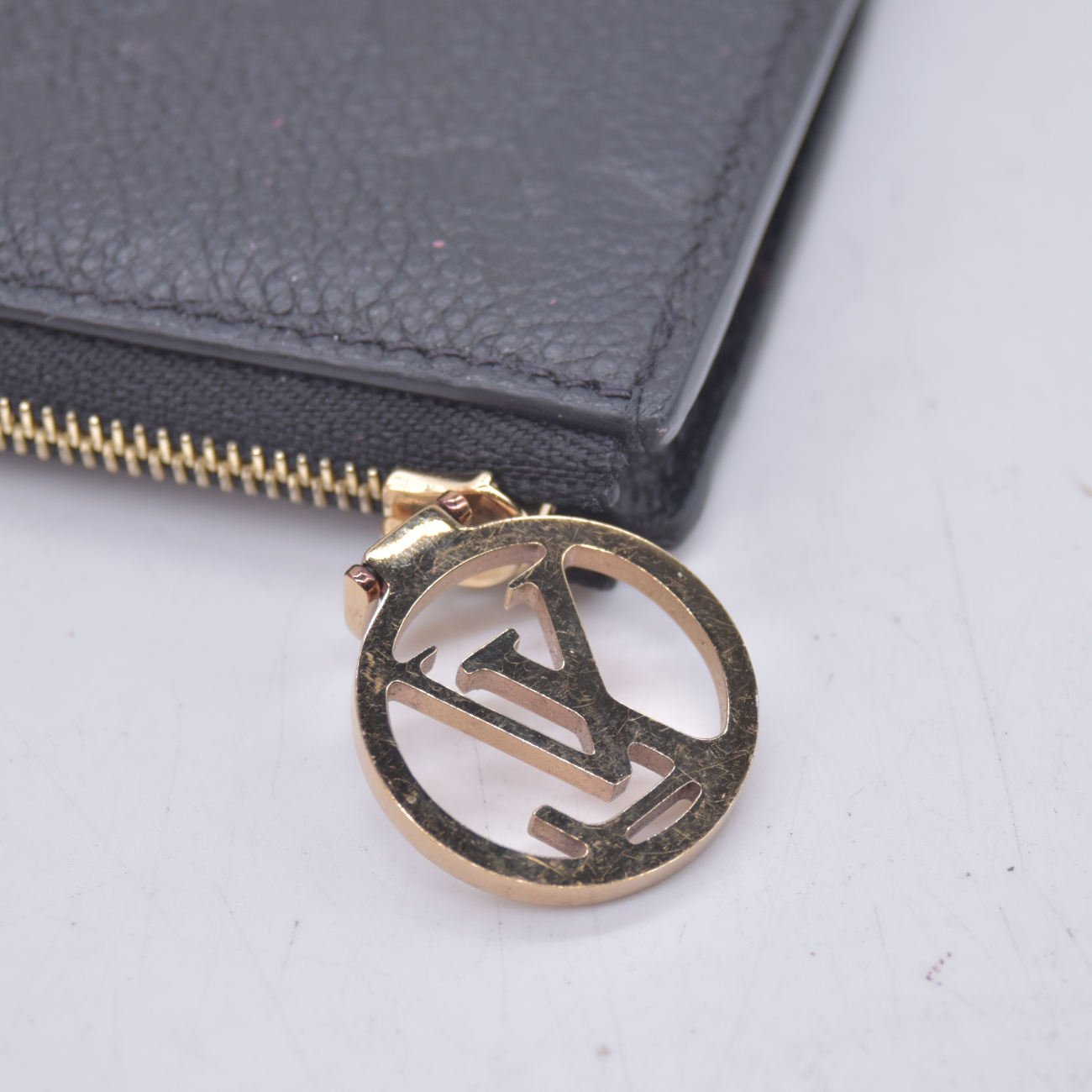 $590 RFID Louis Vuitton Monogram Empreinte Romy Leather Card Holder