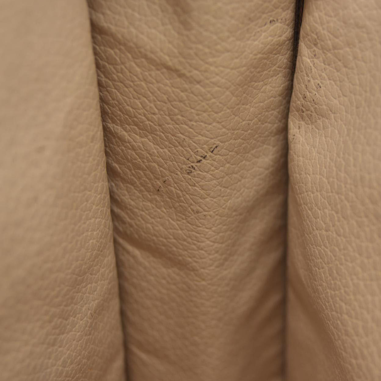 Louis Vuitton  Monogram Toiletry 26 TH8919