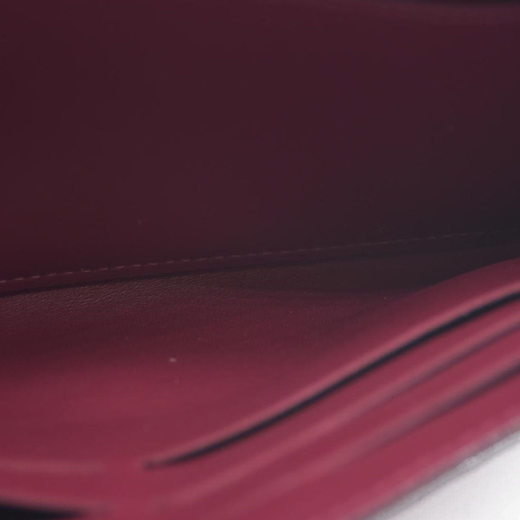 Louis Vuitton  Vernis Sarah Wallet NM Griotte