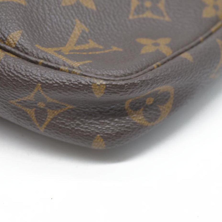 Louis Vuitton Monogram Pochette Accessories Pouch Bag  AR0969