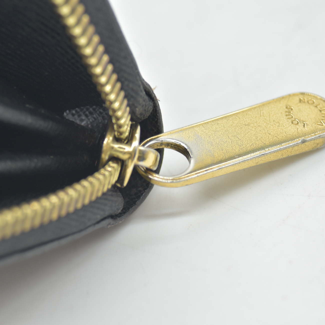 2013 LOUIS VUITTON Damie Payette Zippy Wallet Long Wallet Black CA1183