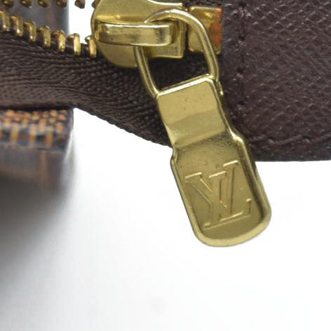 AUCTION $1290 Louis Vuitton Damier Ebene Accessories Pouch for Marais Toiletry Bag