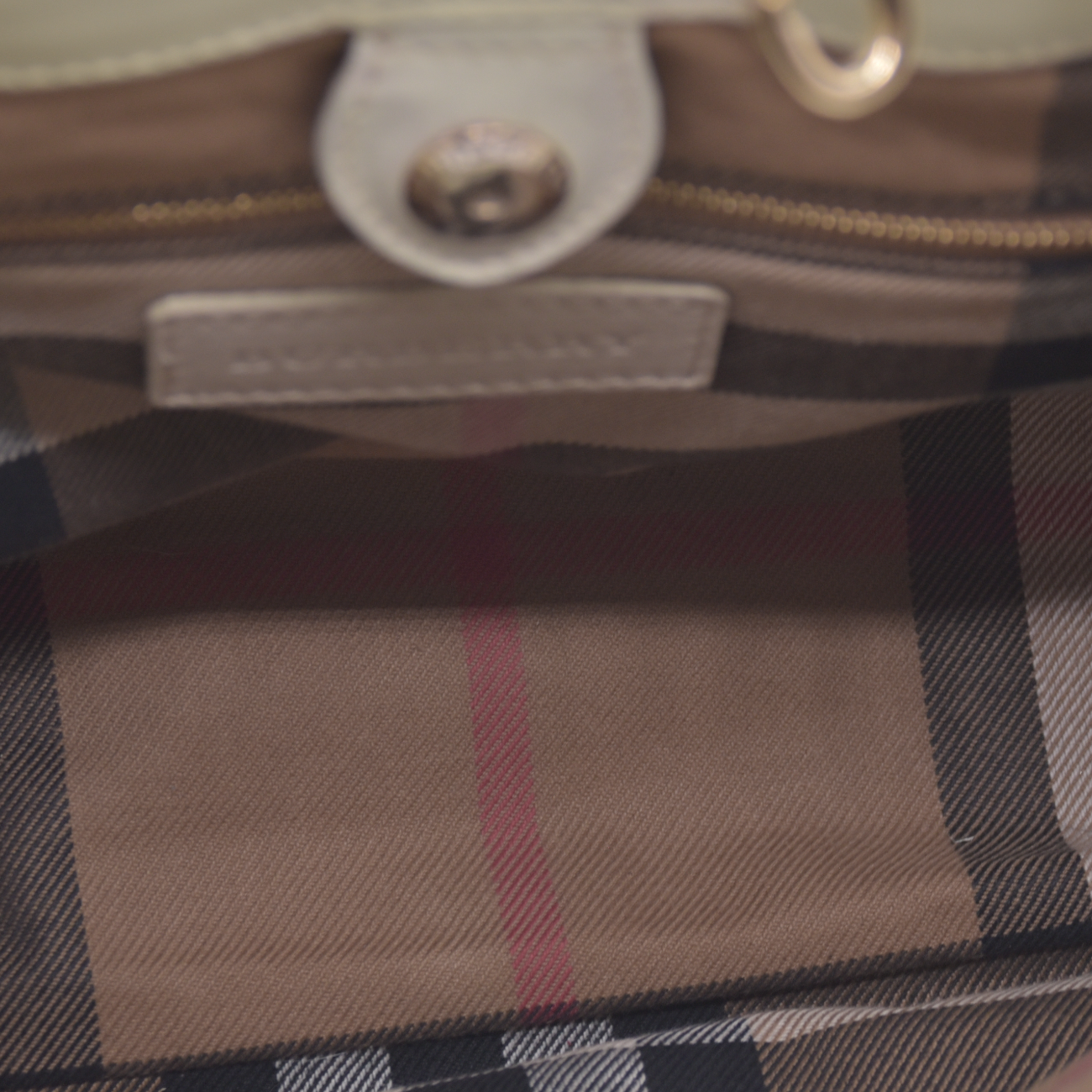 $1795 Burberry Derby Calfskin House Check Medium Banner Tote Green