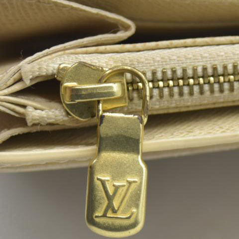 $775 Louis Vuitton Damier Azur Sarah NM Flap Wallet White Canvas SN1195