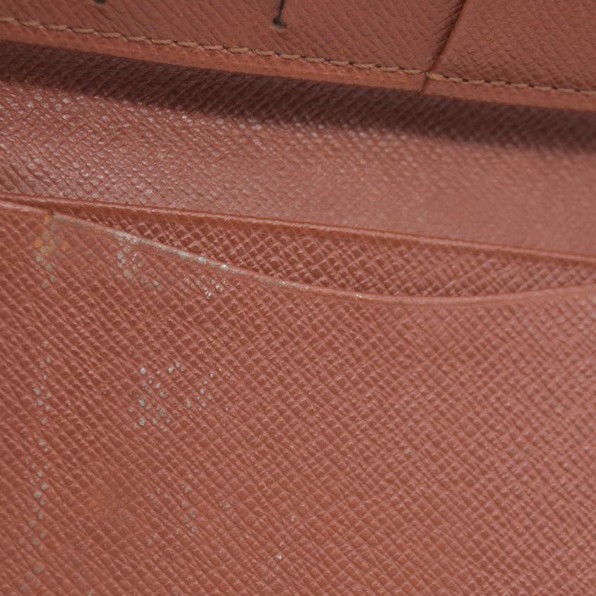 $505 LOUIS VUITTON Epi Organizer de Poche Card Case