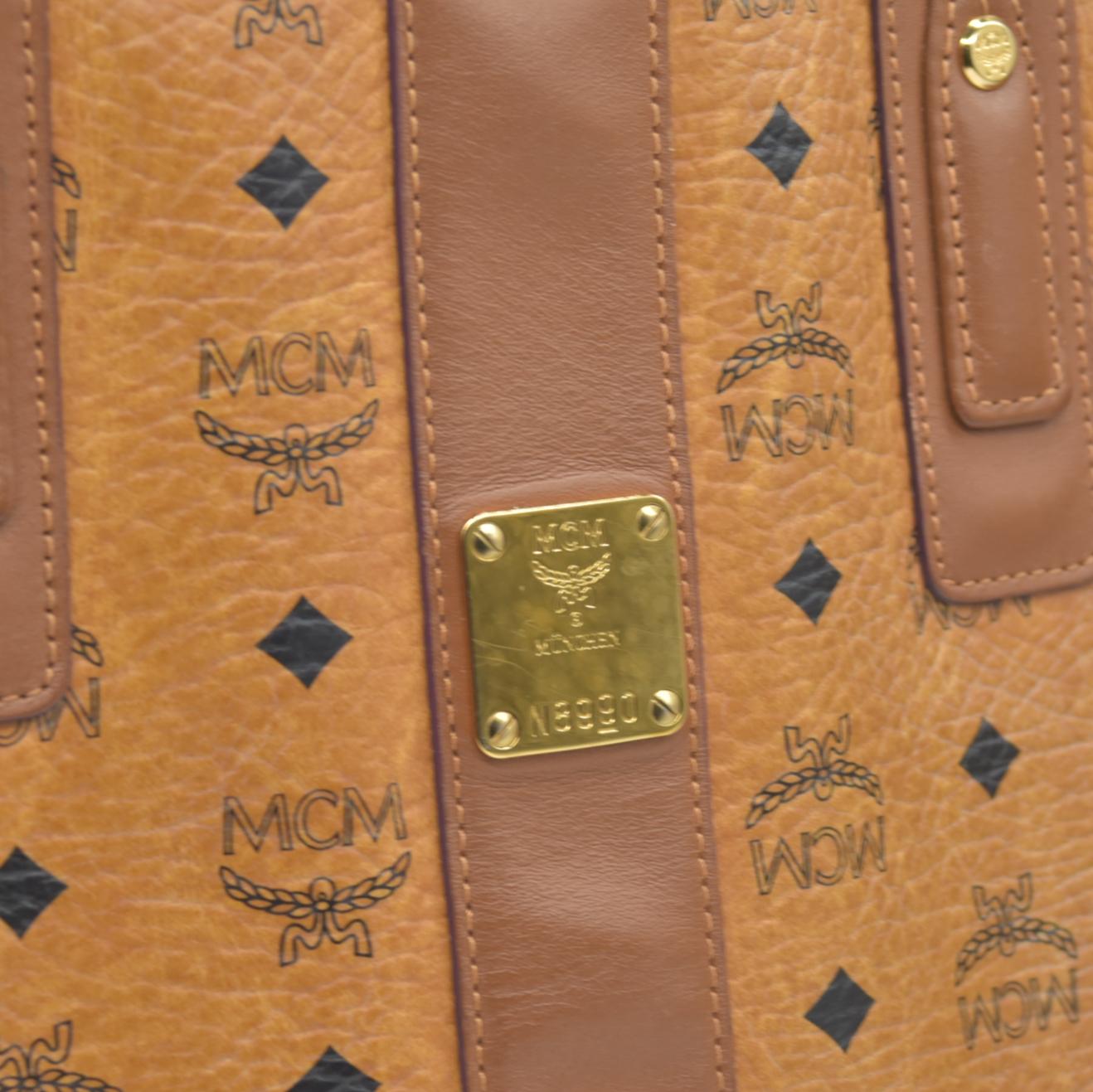 $730 MCM Medium Liz Reversible Tote Cognac