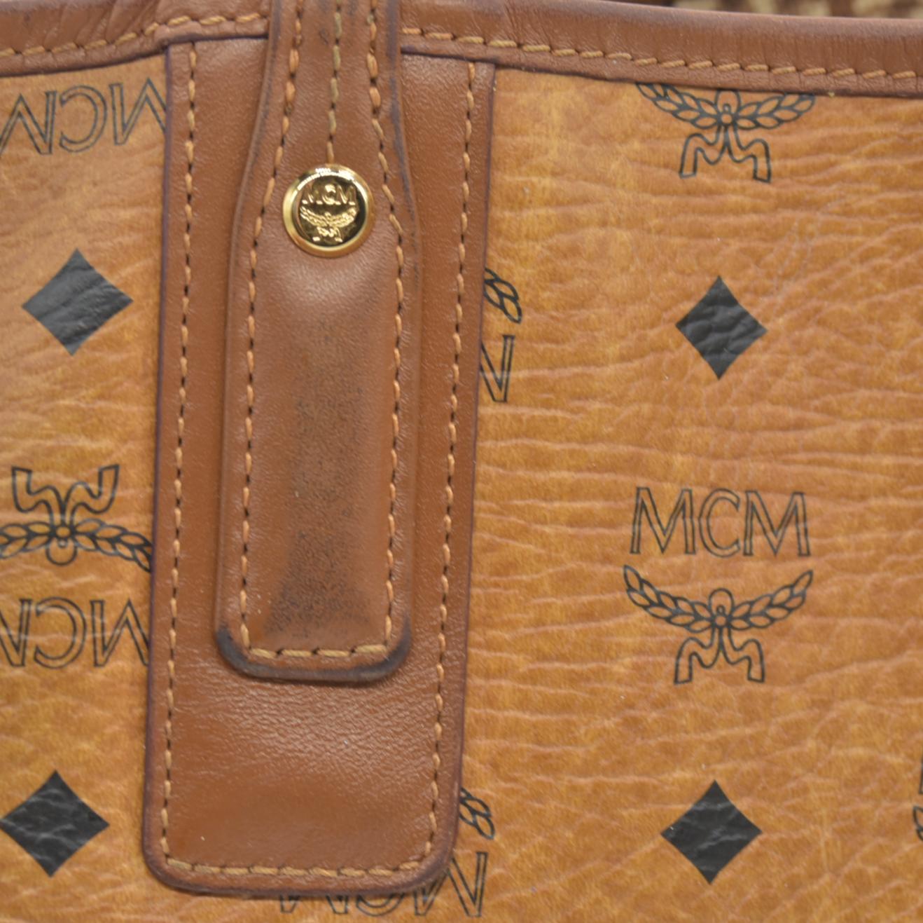 $730 MCM Medium Liz Reversible Tote Cognac