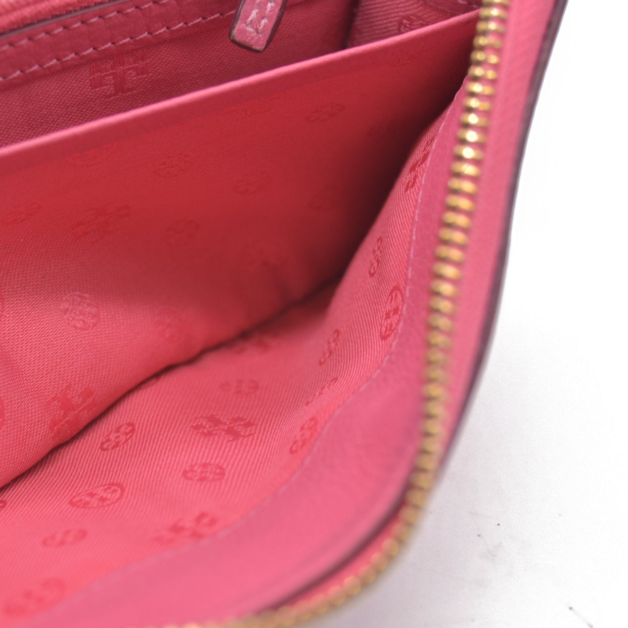 Tory Burch Giveaway Wallet