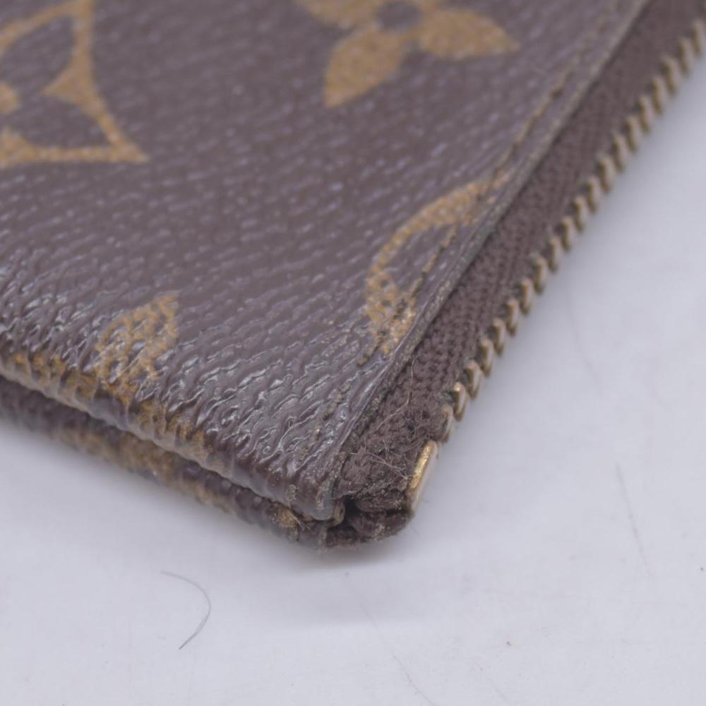 $455 2010 Louis Vuitton Monogram Key Pouch