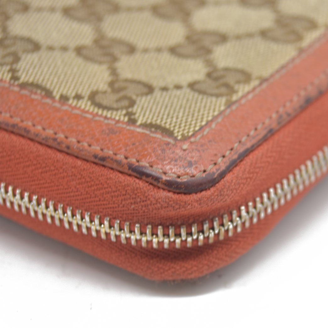 Gucci Wallet GIveaway