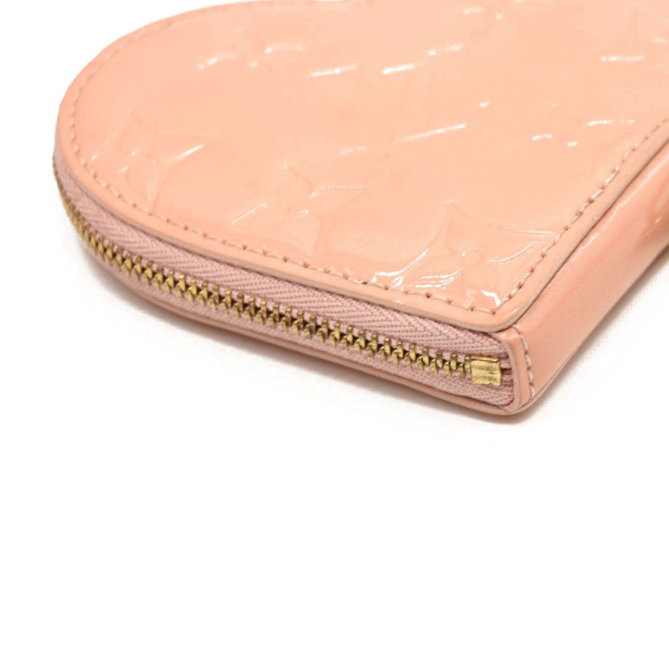 USED $590 Louis Vuitton Baby Pink Monogram Heart Coin Purse