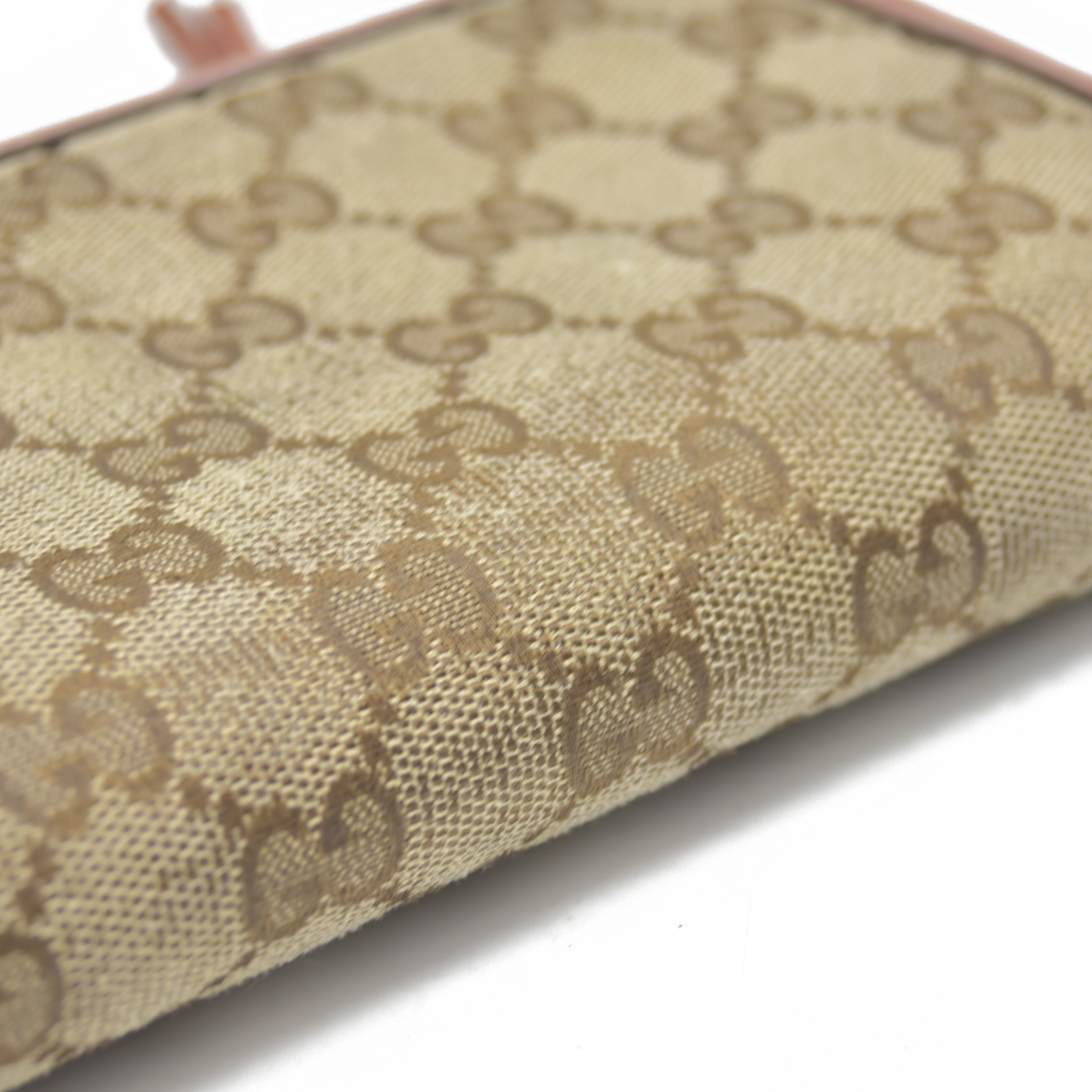 Gucci Wallet GIveaway