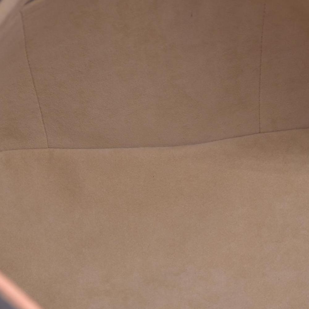 $2500 Louis Vuitton Monogram Artsy MM