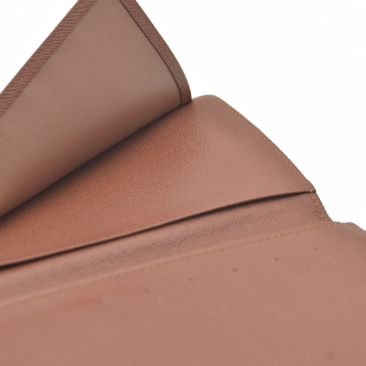 CONSIGNMENT AUCTION $405 Louis Vuitton Monogram Pocket Agenda Cover CT0042