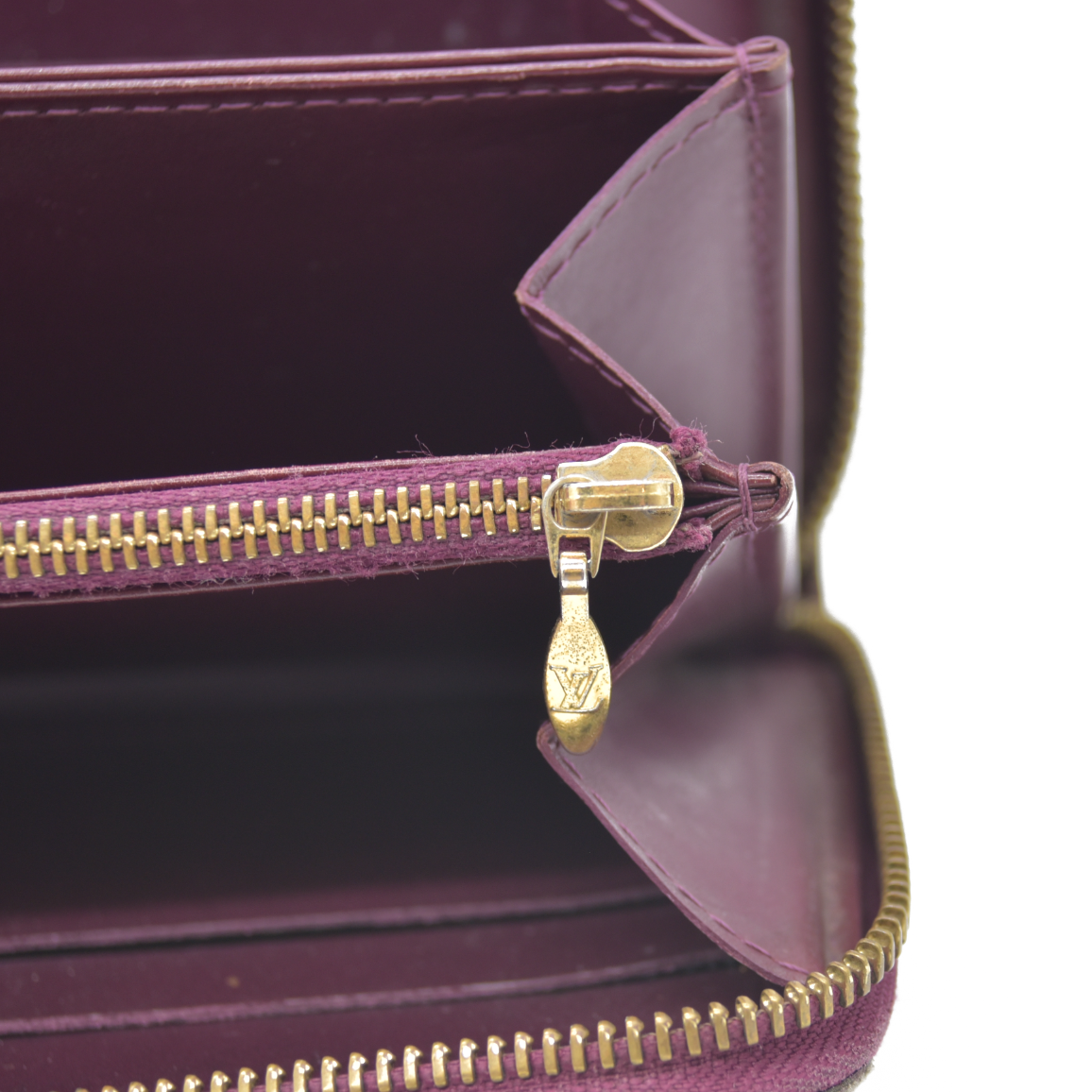 LOUIS VUITTON Monogram Vernis Zippy round zipper Long Wallet CA0098