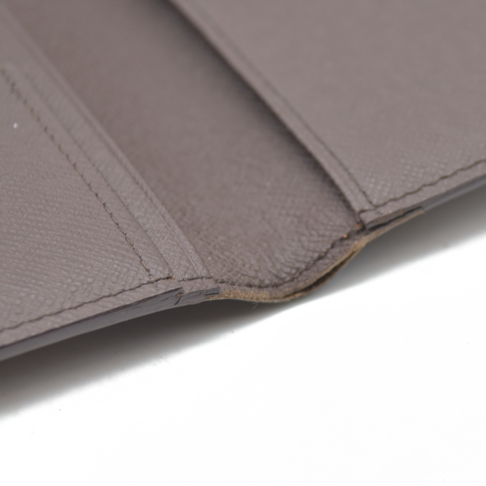 CONSIGNMENT AUCTION $405 Auction Louis Vuitton Damier Ebene Pocket Agenda Cover CONSIGNMENT