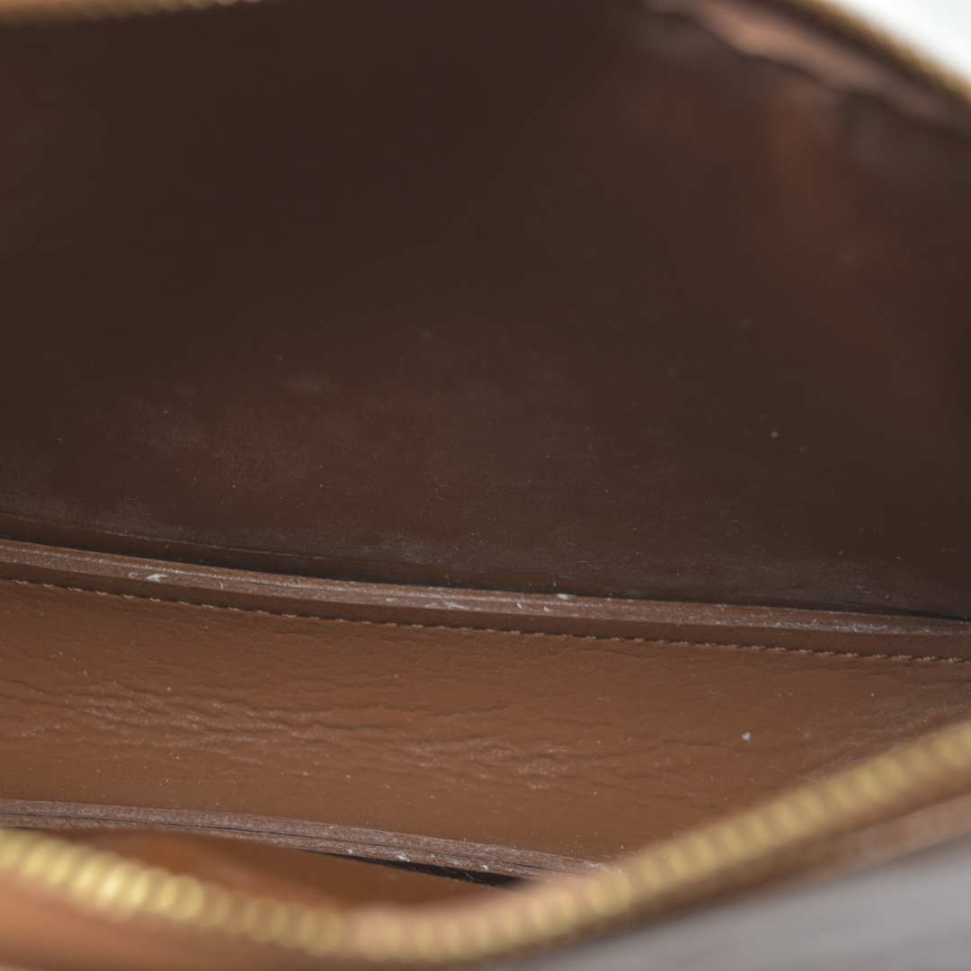 $740 Louis Vuitton  Vernis Lexington Pochette Noisette