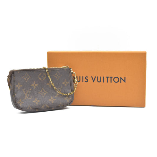 LOUIS VUITTON Mini Pochette Accessoires Monogram Handbag FL1026
