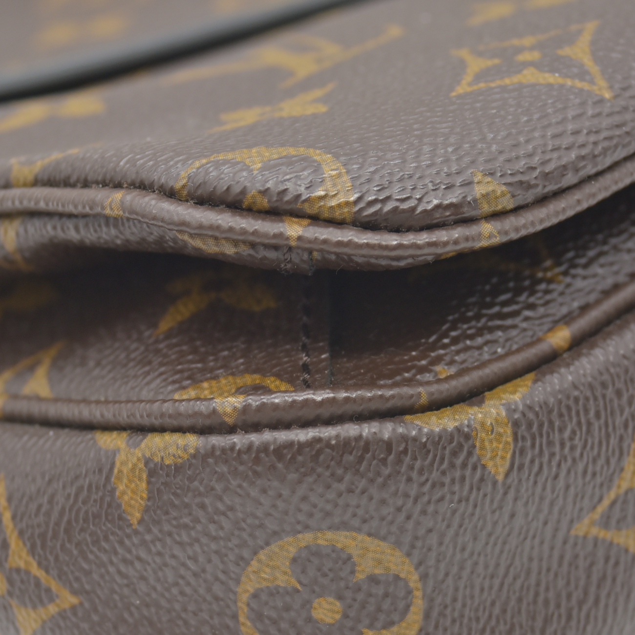 $2760 2019 Louis Vuitton Monogram Braided Pochette Metis Safran DU2109