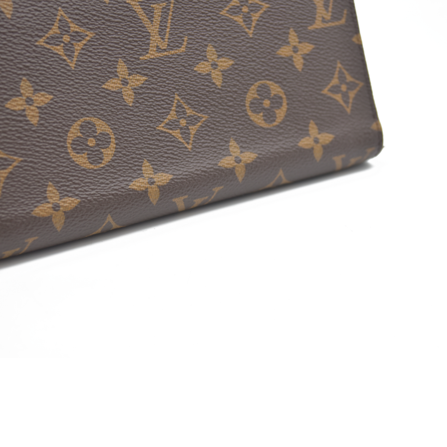 $915 Louis Vuitton Monogram Zippy Wallet RFID CONSIGNMENT AUCTION
