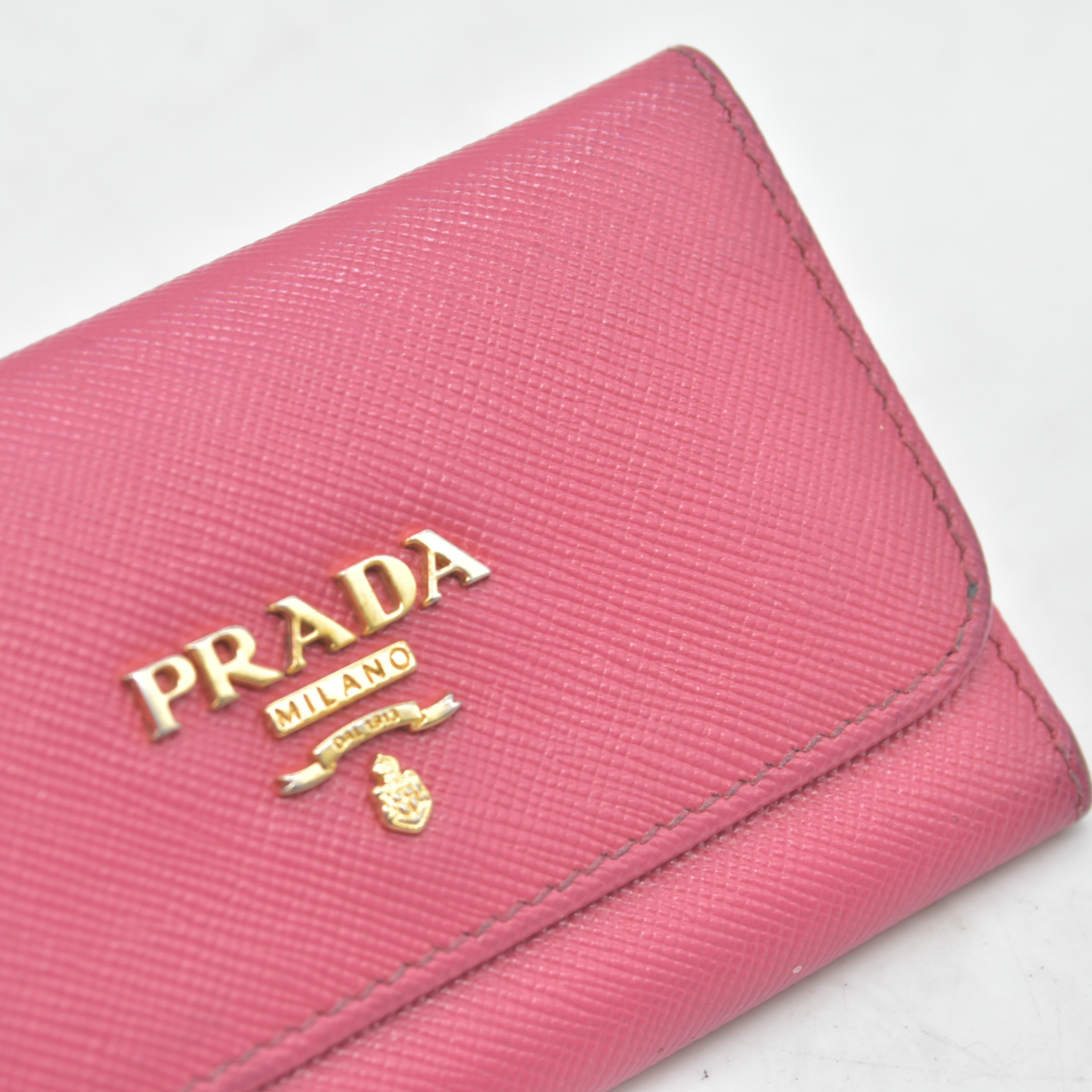 $595 PRADA Saffiano Leather 6 Ring Key Case Pink