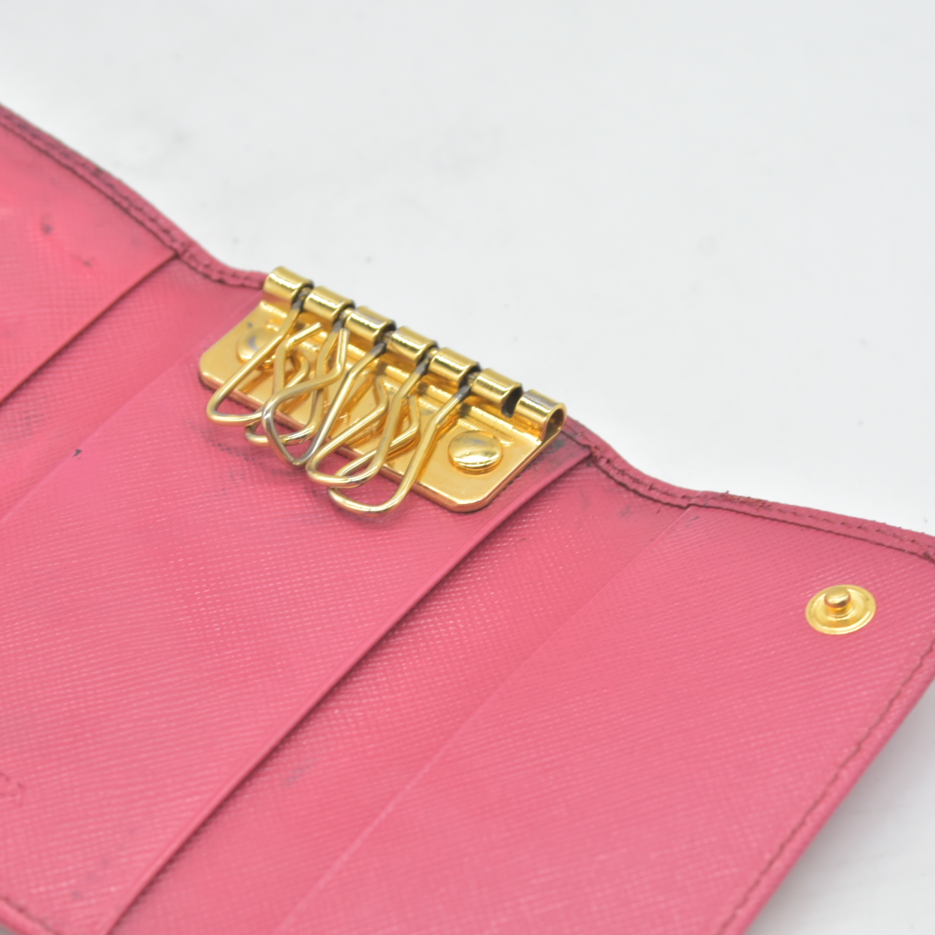 $595 PRADA Saffiano Leather 6 Ring Key Case Pink