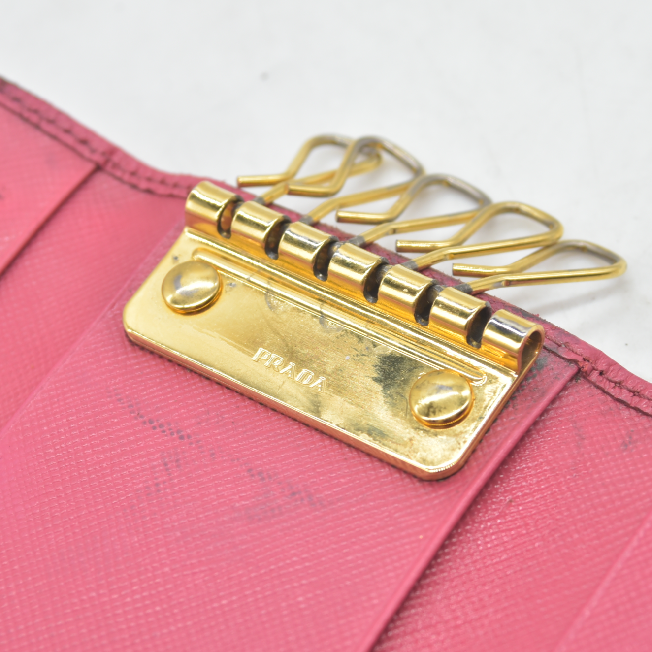 $595 PRADA Saffiano Leather 6 Ring Key Case Pink