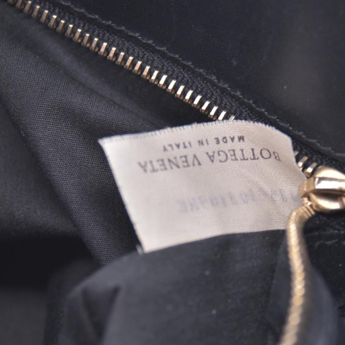 $1250 BOTTEGA VENETA Vintage Smooth Leather Knot Shoulder Bag Black CONSIGNMENT 10021197