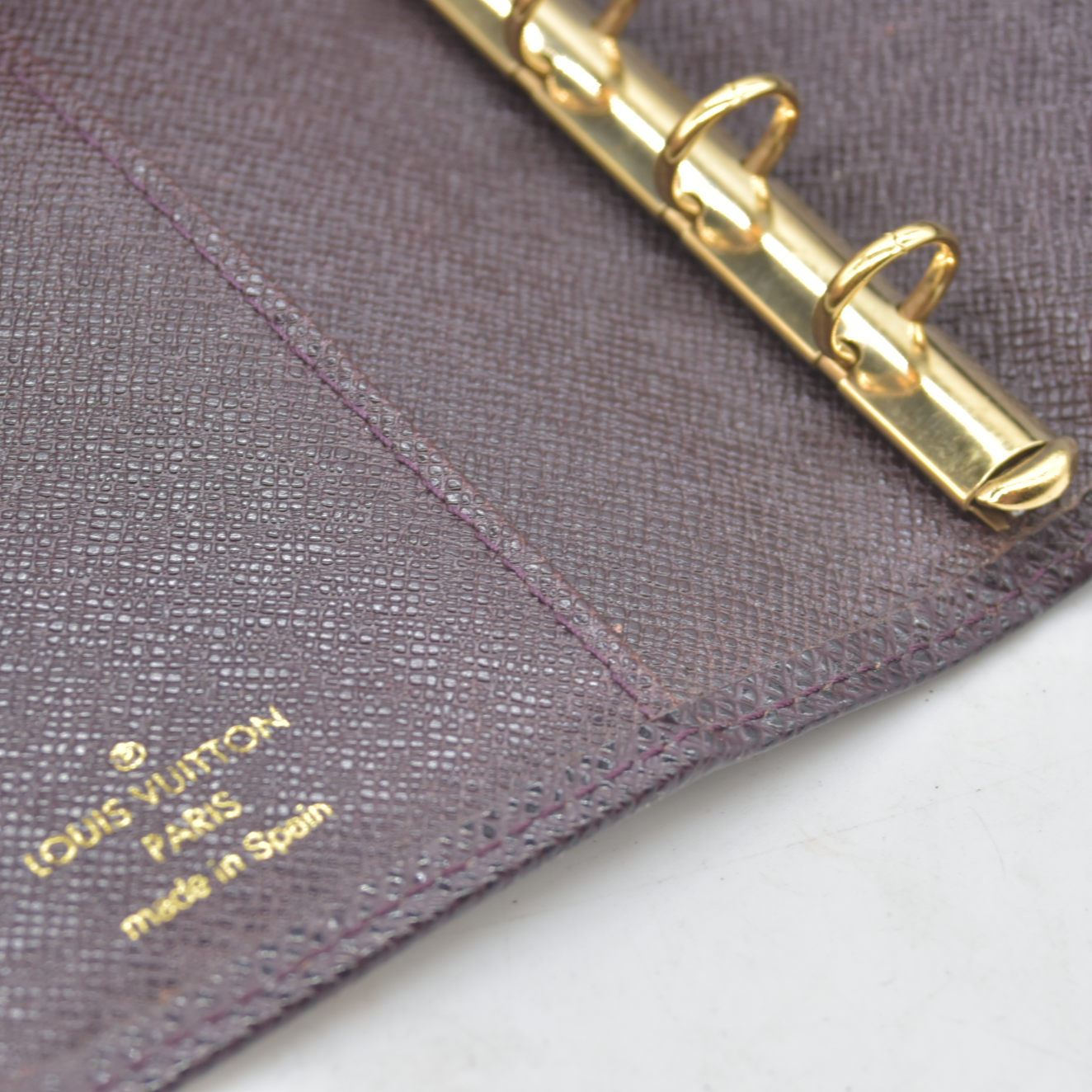 $505 Louis Vuitton Taiga Small Ring Agenda Cover Burgundy CA0977