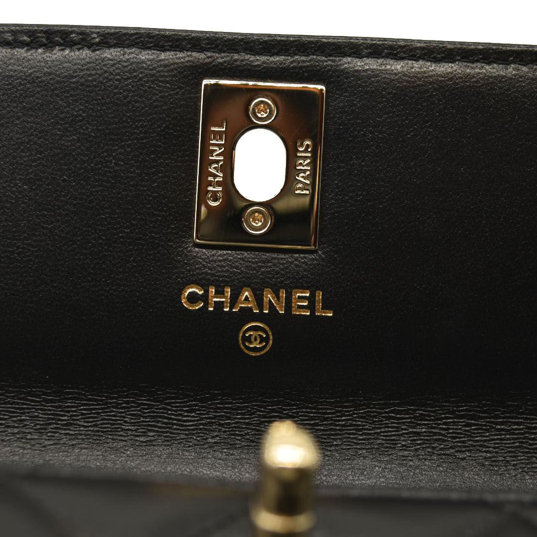 CHANEL Lambskin Quilted Trendy CC Flap Phone Holder With Chain Black