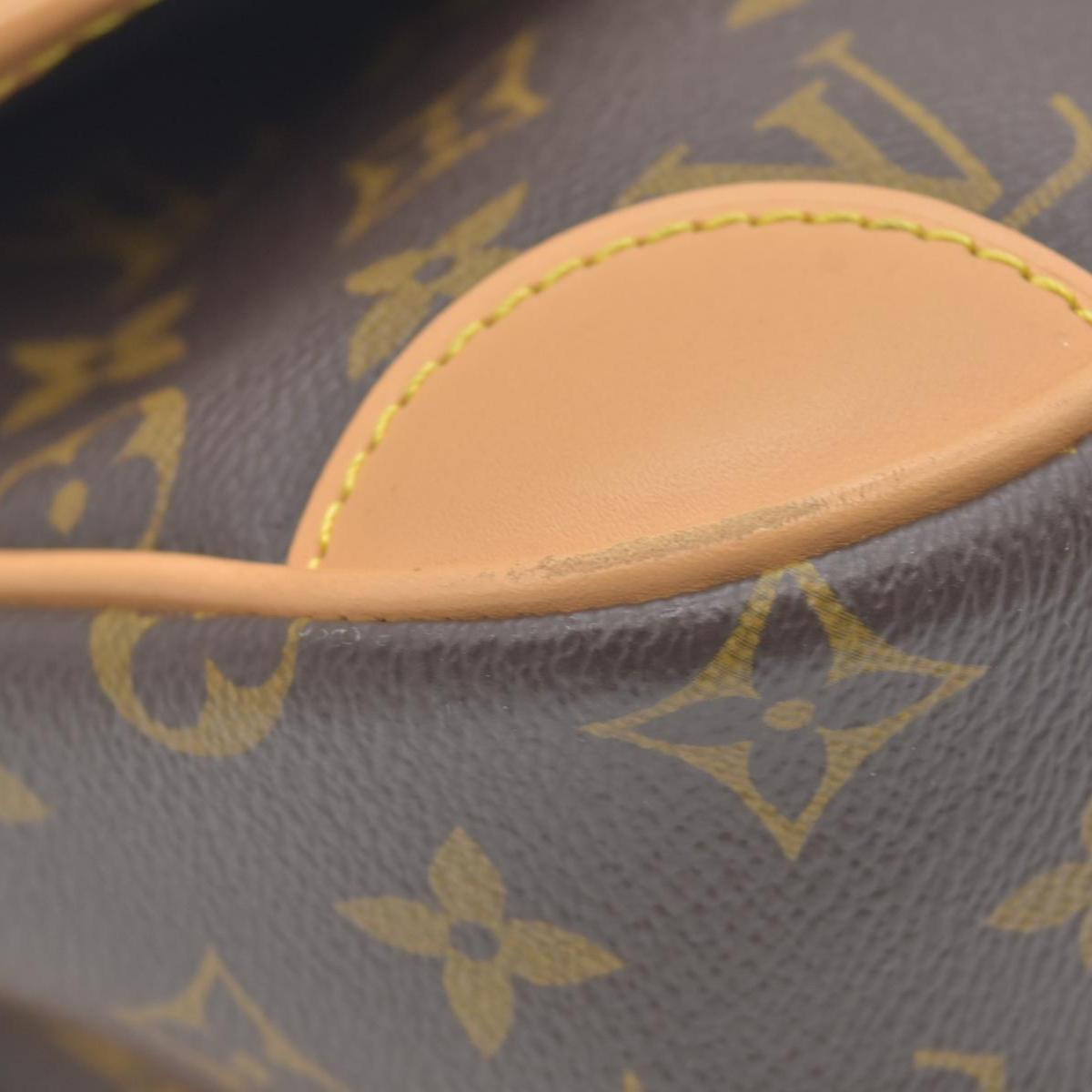 $2620 Louis Vuitton Monogram Diane Black