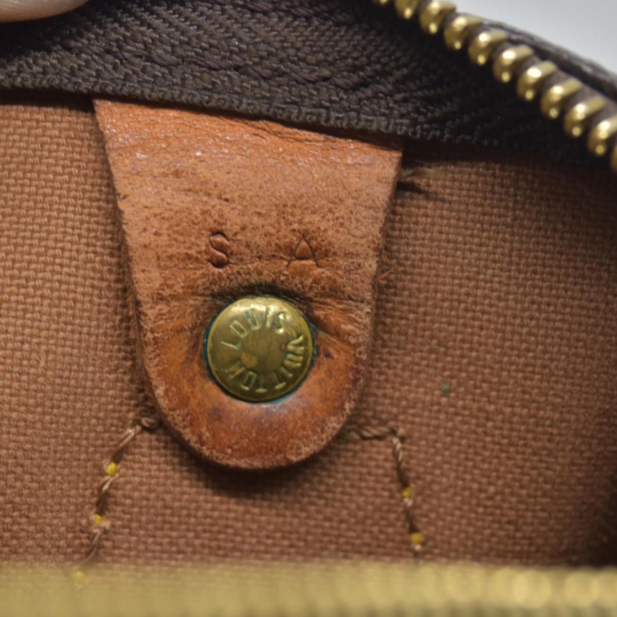 $1550 1984 Louis Vuitton Monogram Speedy 30 SA843