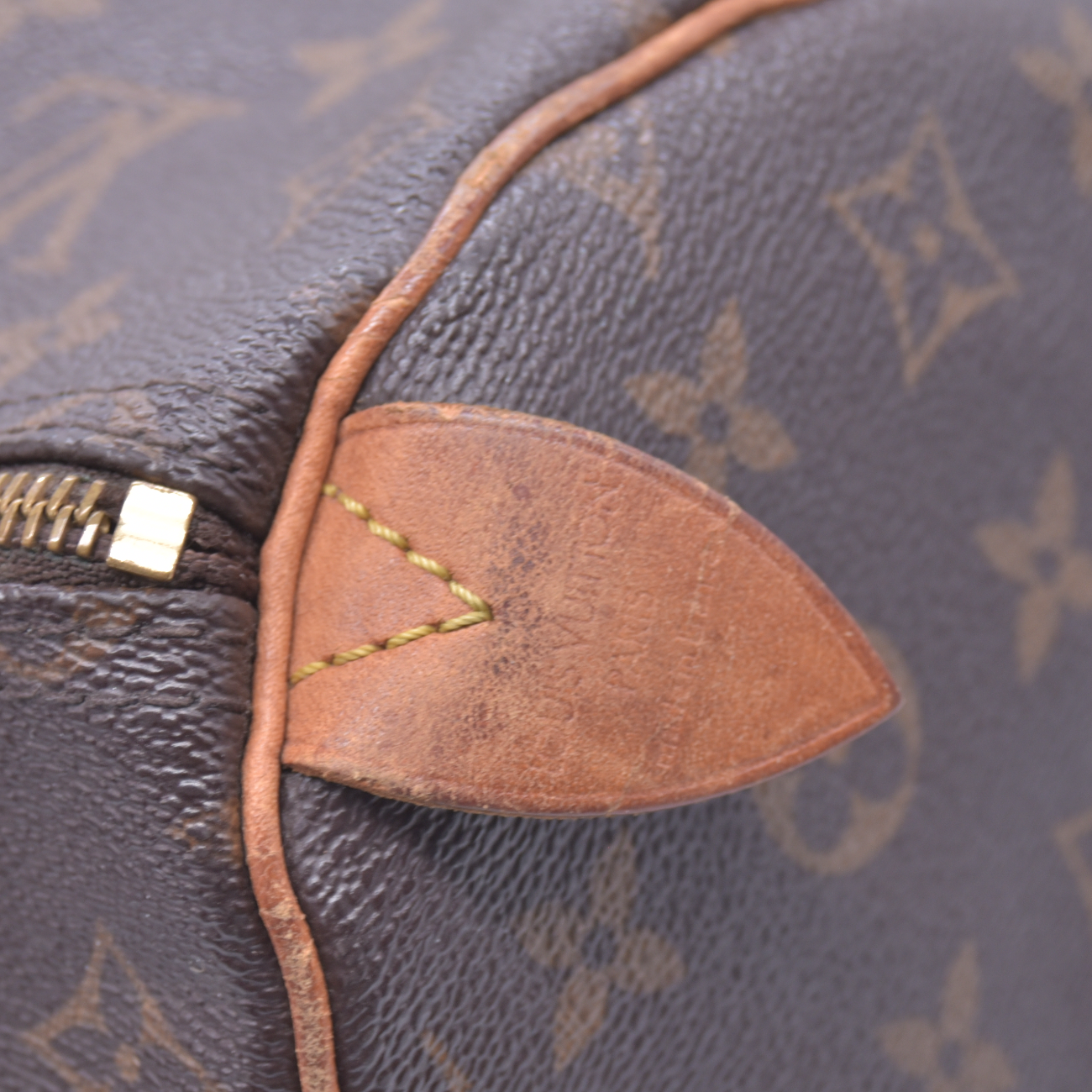 $1700 2005 Louis Vuitton Speedy 35 Monogram AA0065
