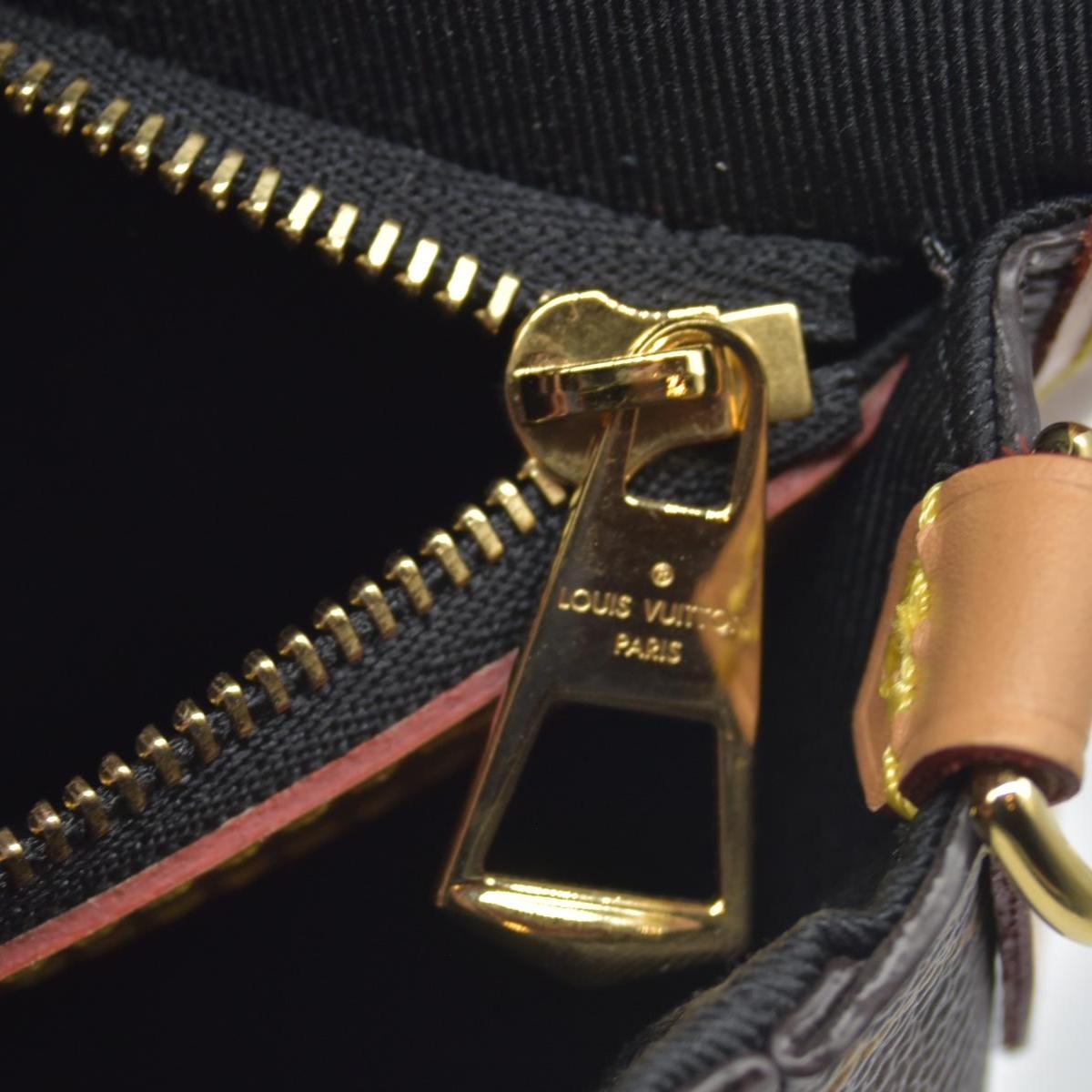 $2620 Louis Vuitton Monogram Diane Black