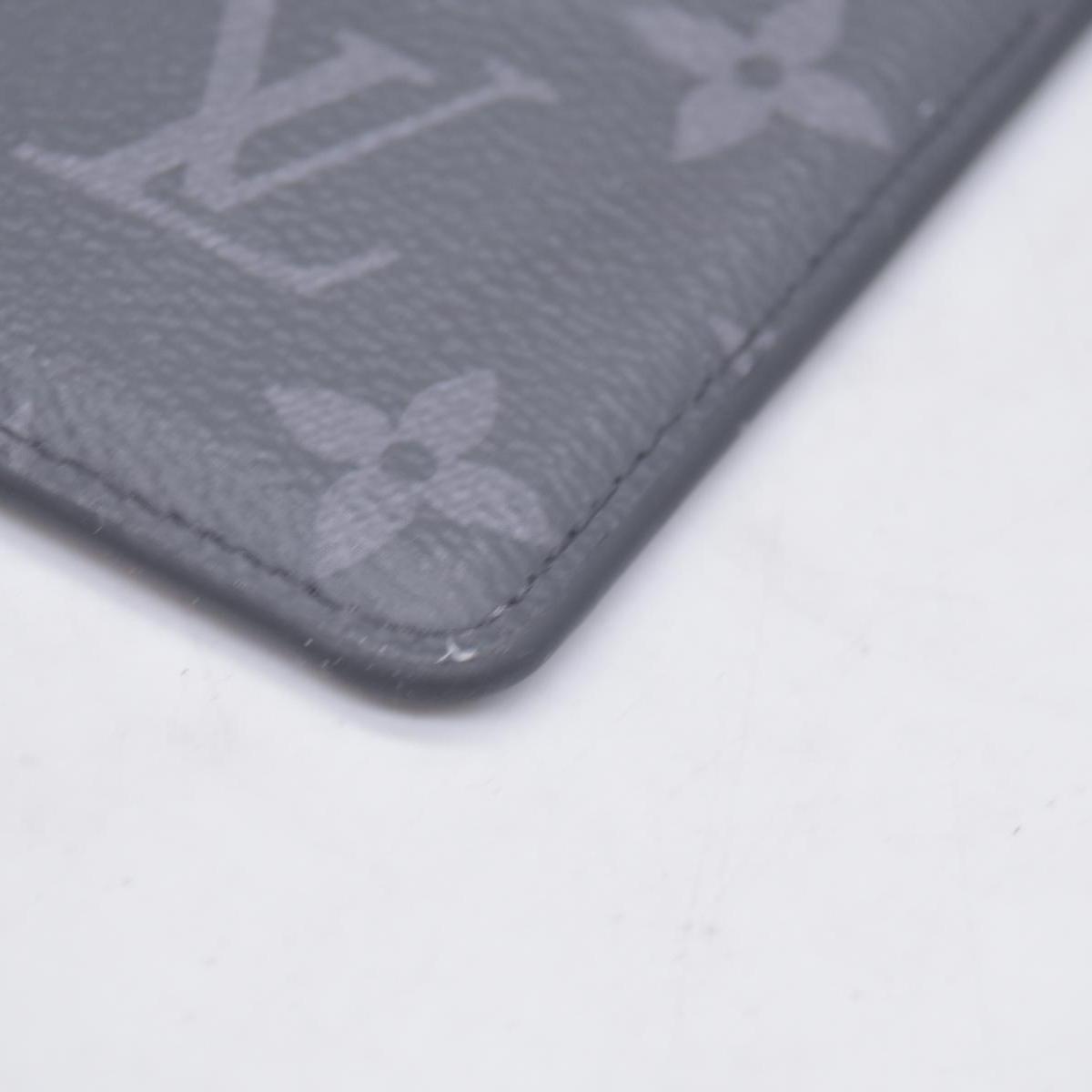 $445 2025 Louis Vuitton Monogram Eclipse Magnetic Card Holder ME4275