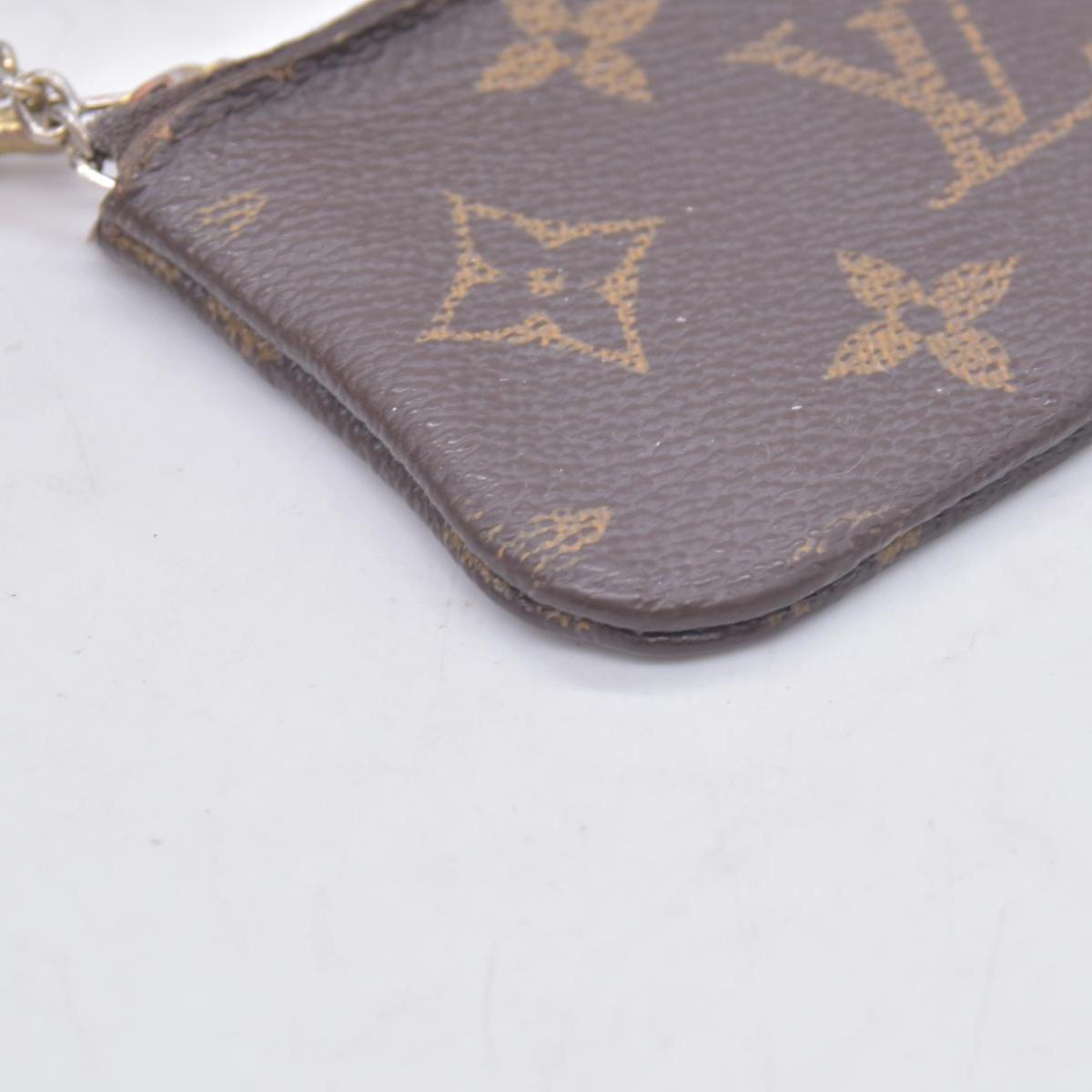 $455 1993 Louis Vuitton Monogram Key Pouch