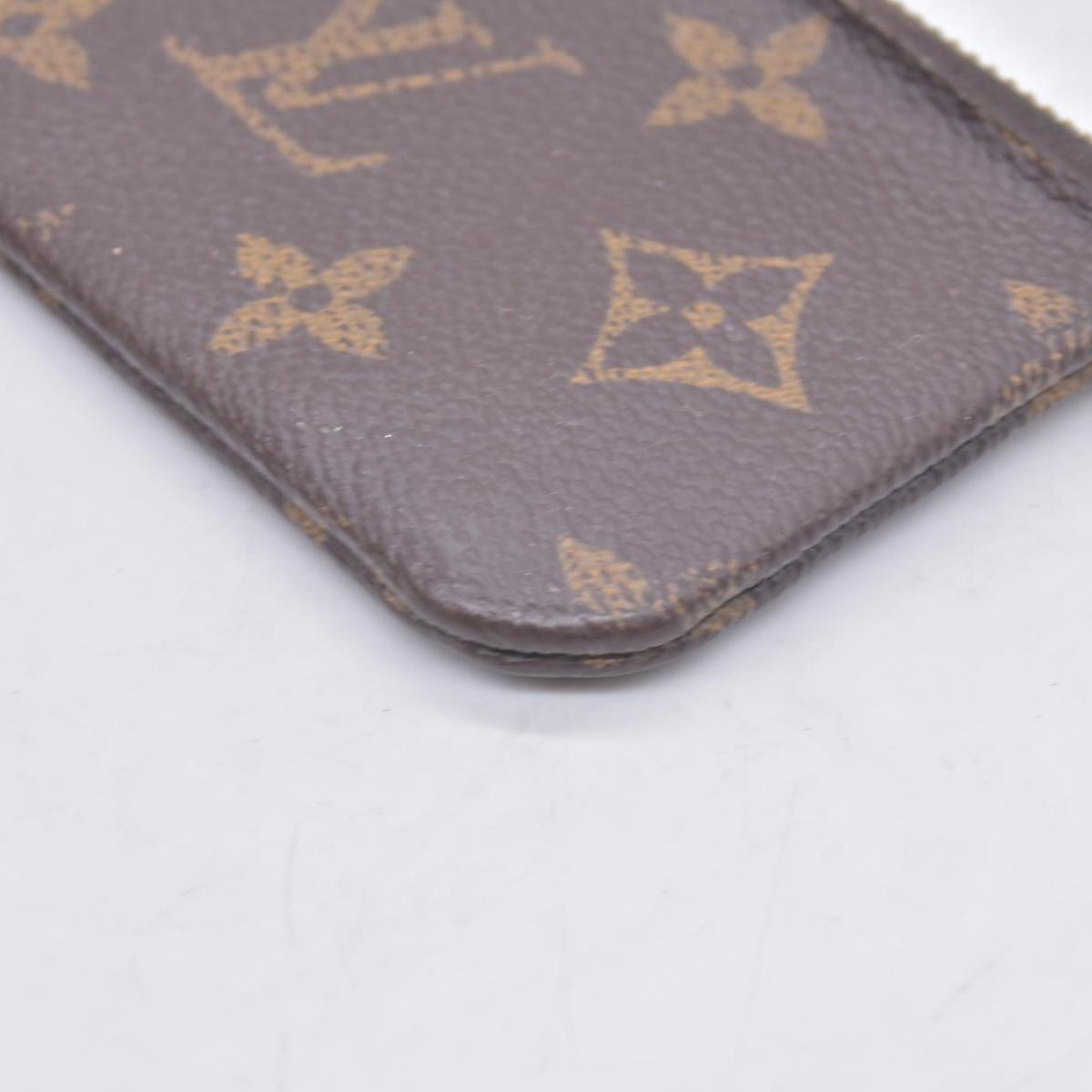 $455 1993 Louis Vuitton Monogram Key Pouch