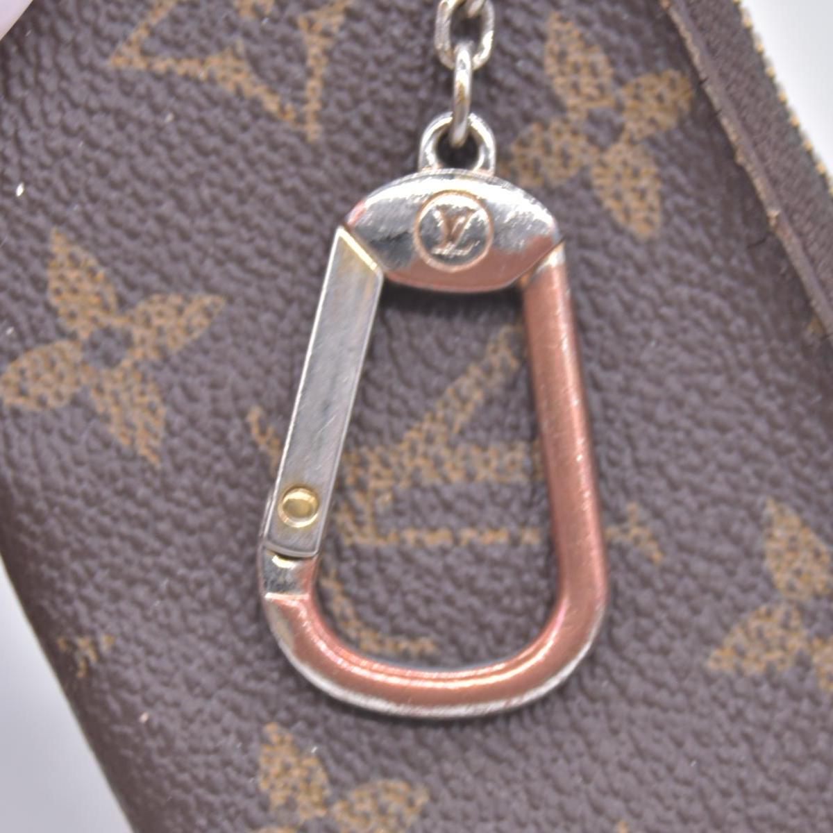 $455 1993 Louis Vuitton Monogram Key Pouch