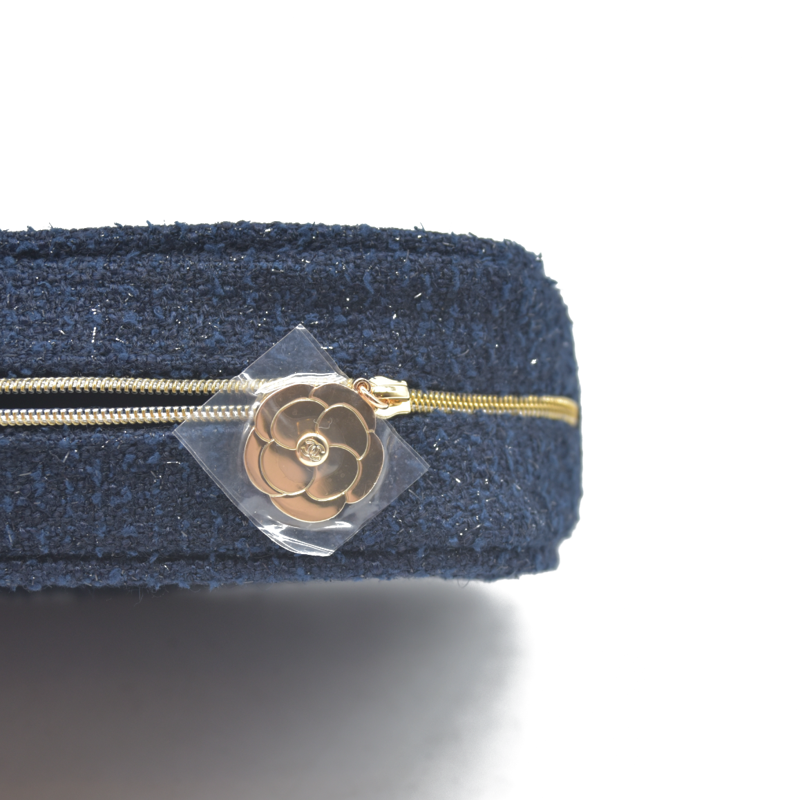 CHANEL EYES TO IMPRESS Cosmetic Pouch Navy Blue Shimmer CONSIGNMENT